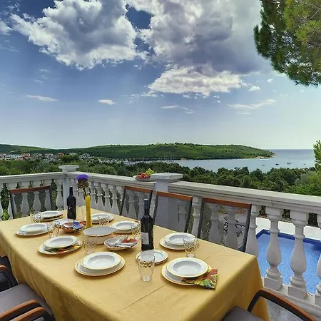Mima Villa