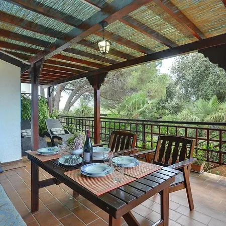 Holiday home Mima Banjole